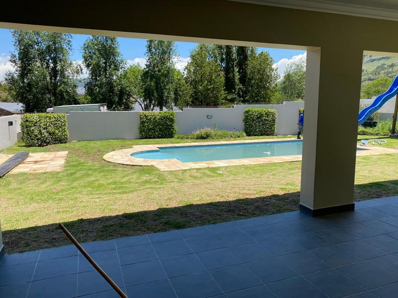 5 Bedroom Property for Sale in Queenstown Eastern Cape